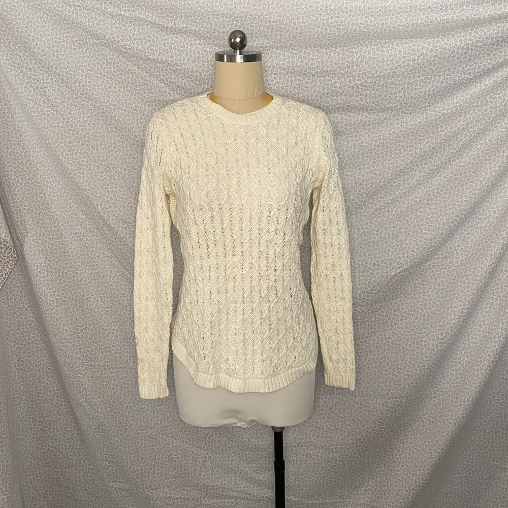 White Cotton Cable Knit Sweater Long Sleeve Knitwear Cozy Winter Argyle Pattern
